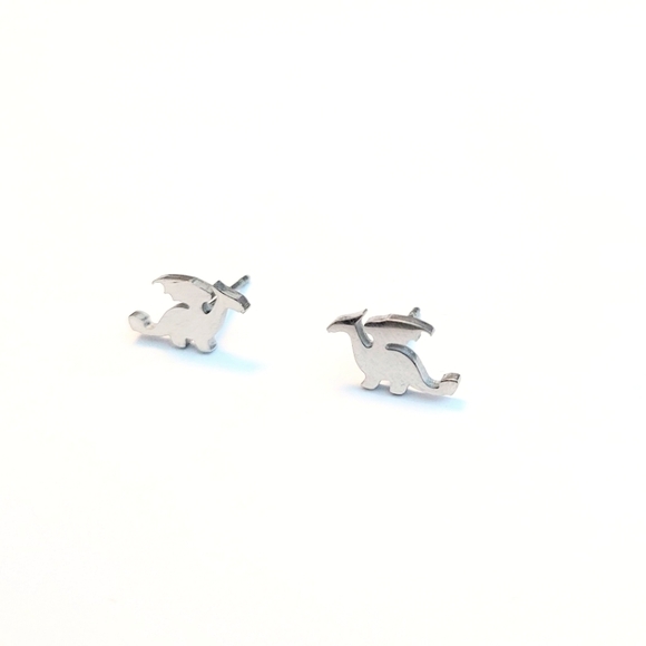 Set of cute Dragon shaped stainless steel earrings with push backings - Picture 5 of 5